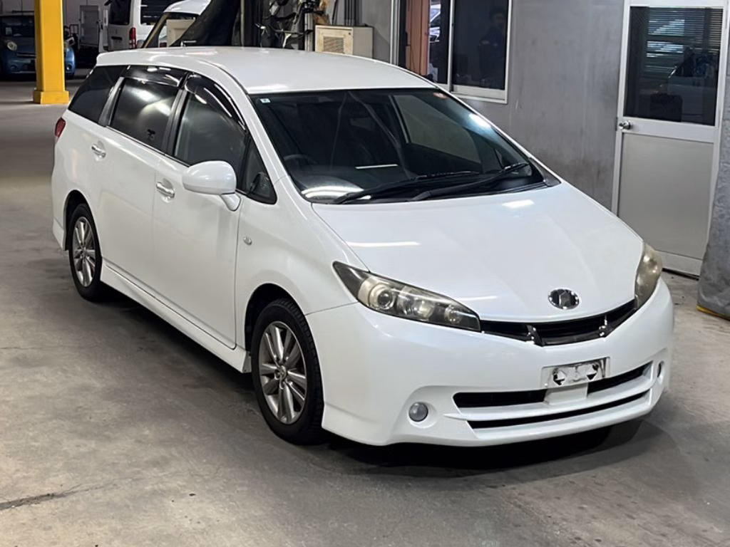 TOYOTA WISH