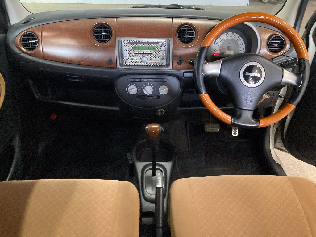 DAIHATSU MIRA GINO