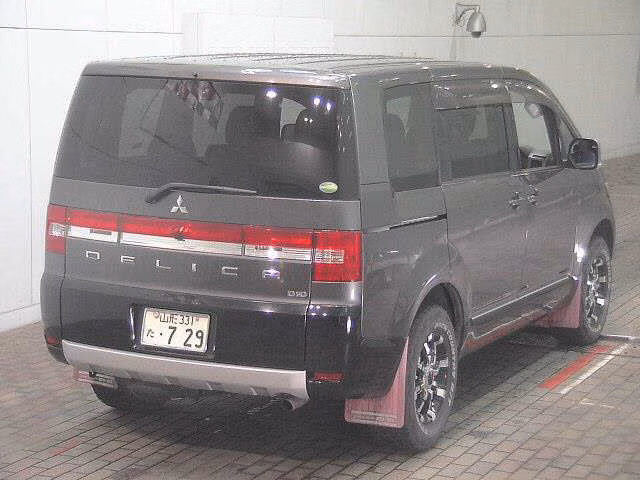 MITSUBISHI DELICA D:5