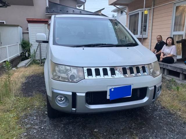 MITSUBISHI DELICA D:5