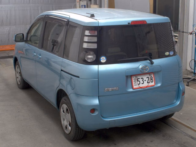 TOYOTA SIENTA