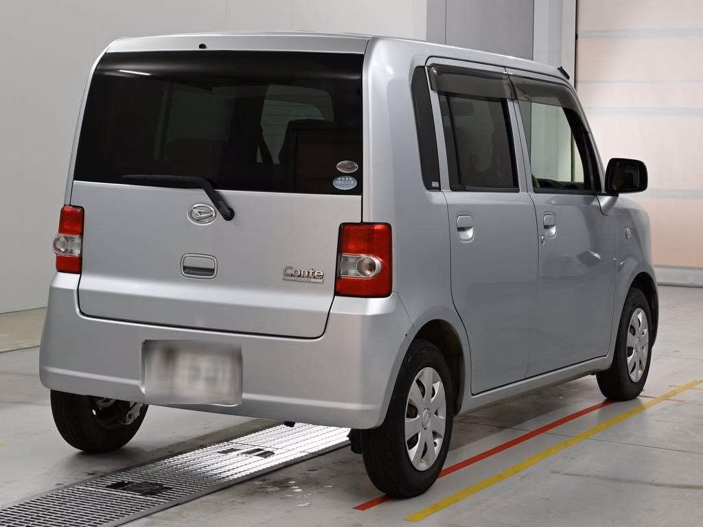 DAIHATSU MOVE CONTE