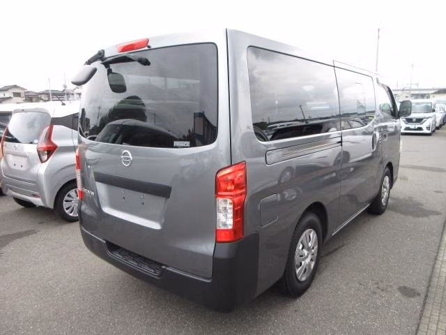 NISSAN CARAVAN