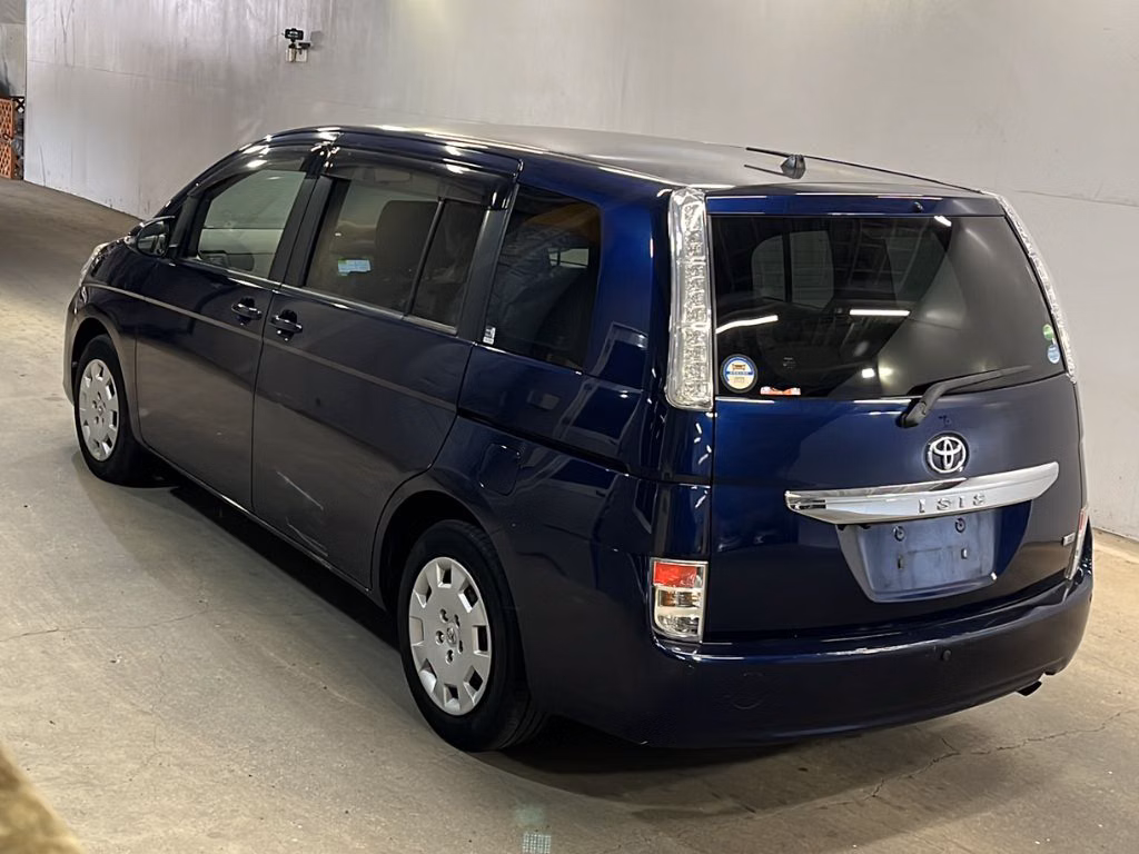 TOYOTA ISIS