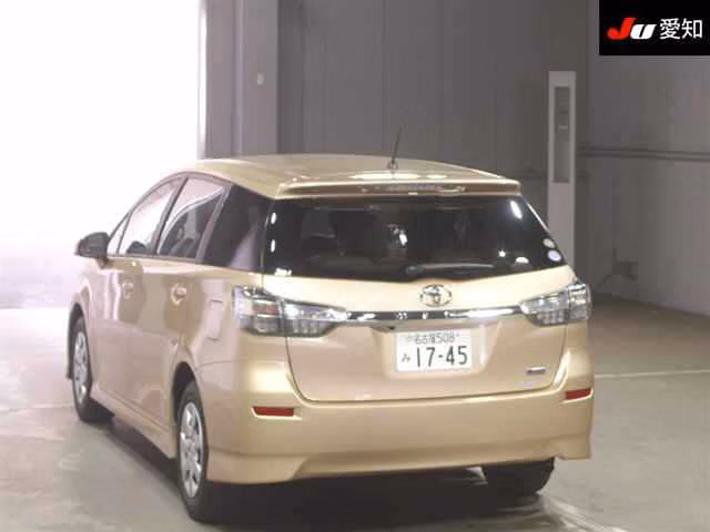 TOYOTA WISH