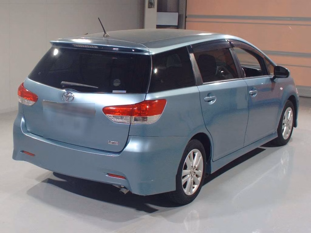 TOYOTA WISH