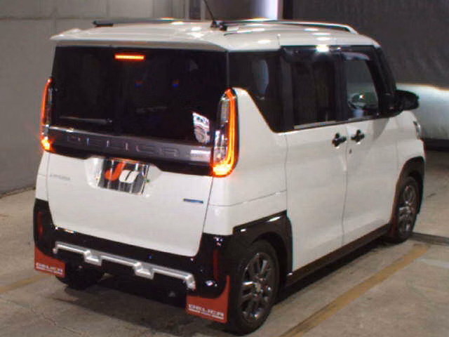 MITSUBISHI DELICA MINI