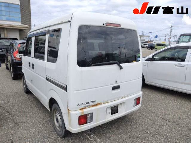 MITSUBISHI MINICAB