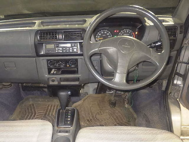 MITSUBISHI TOWN BOX