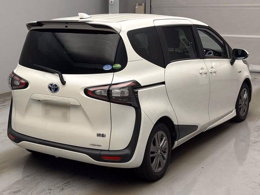 TOYOTA SIENTA