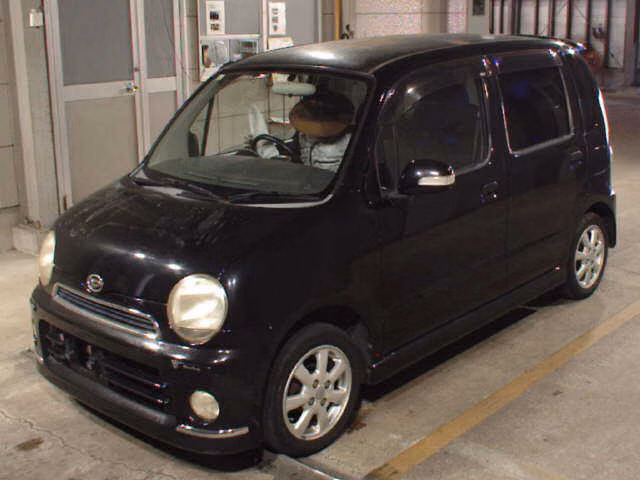 DAIHATSU MOVE LATTE
