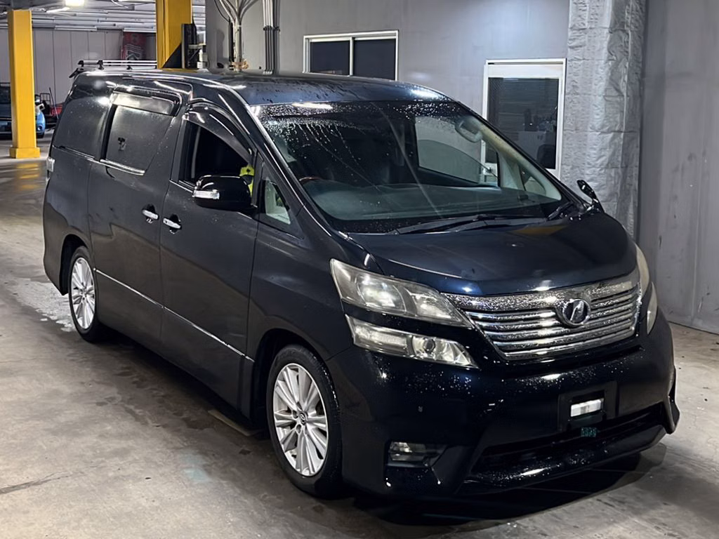 TOYOTA VELLFIRE