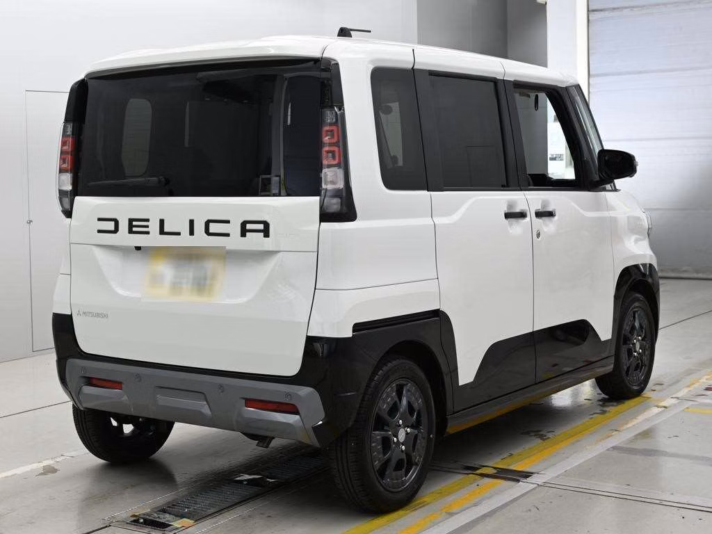 MITSUBISHI DELICA MINI