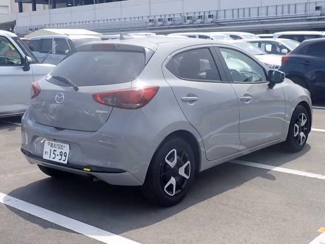 MAZDA MAZDA2