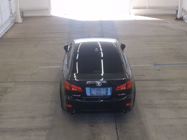 LEXUS IS250