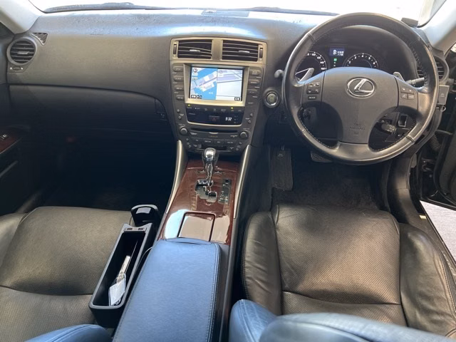 LEXUS IS250