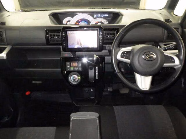 DAIHATSU WAKE
