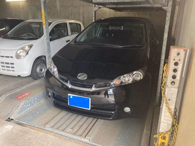 TOYOTA WISH