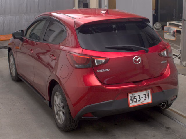 MAZDA DEMIO