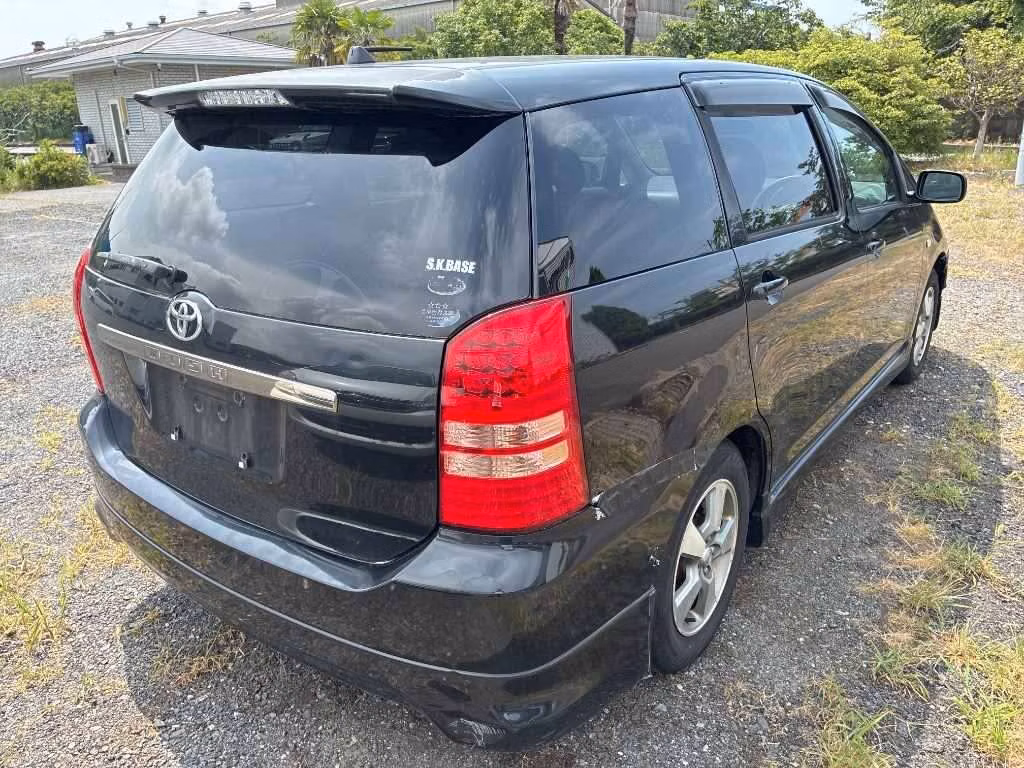 TOYOTA WISH