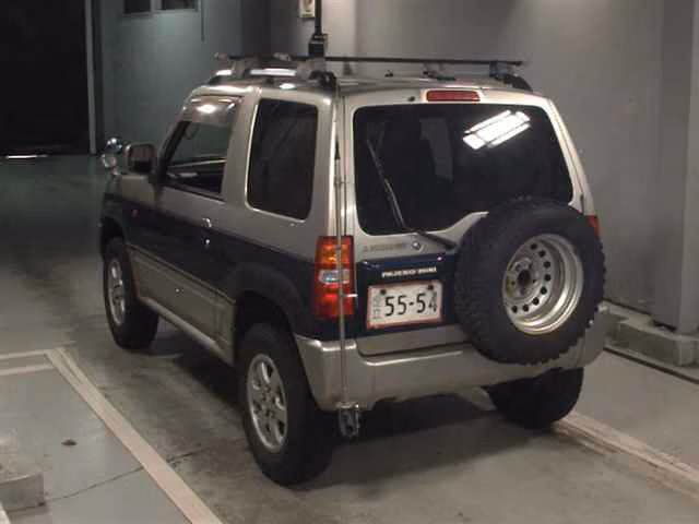 MITSUBISHI PAJERO MINI