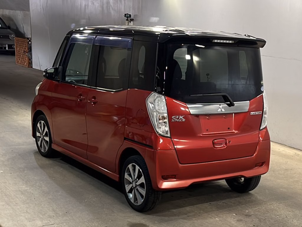 MITSUBISHI EK SPACE