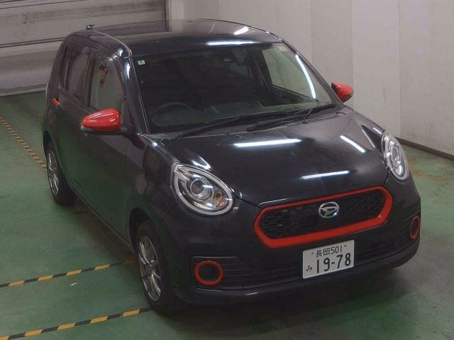 DAIHATSU BOON