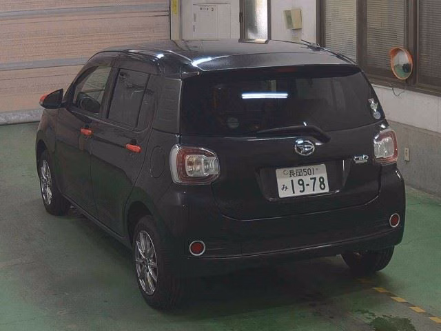 DAIHATSU BOON