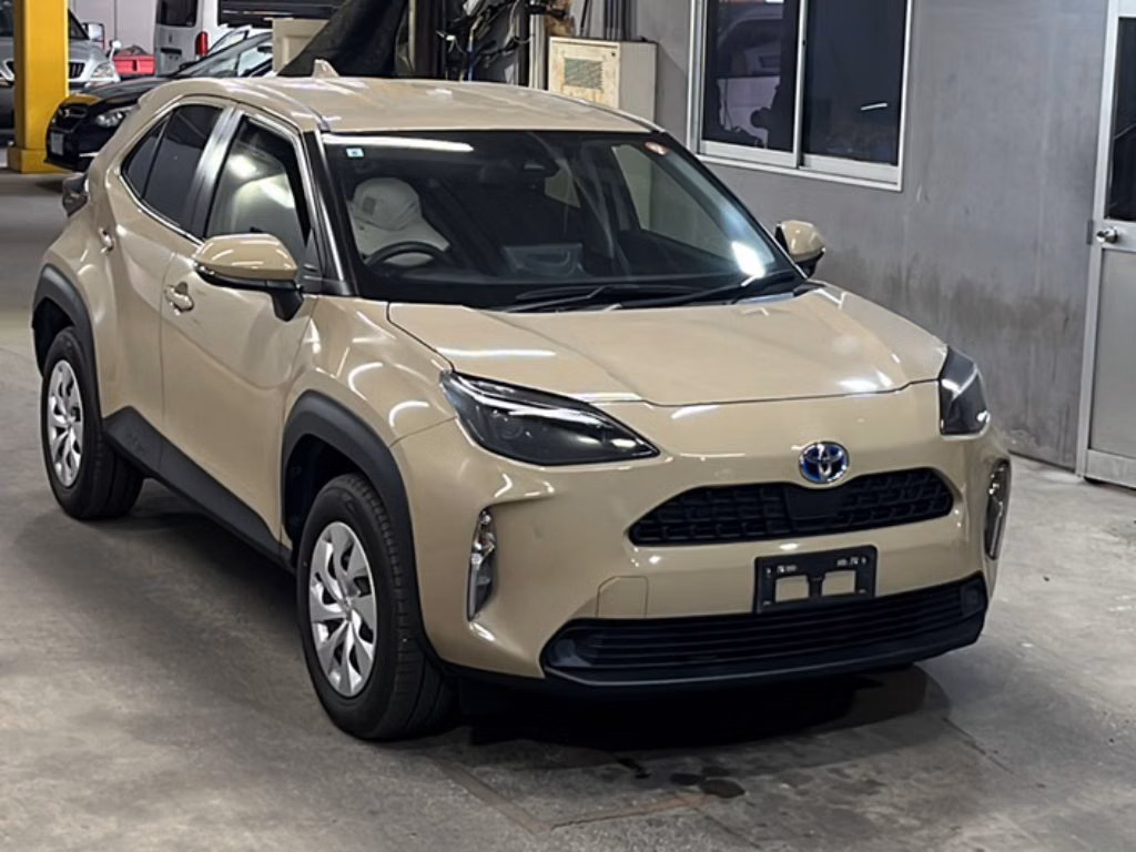 TOYOTA YARIS CROSS