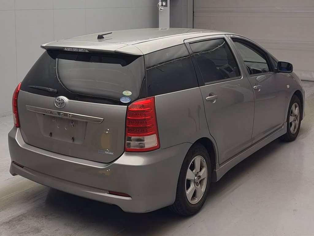 TOYOTA WISH