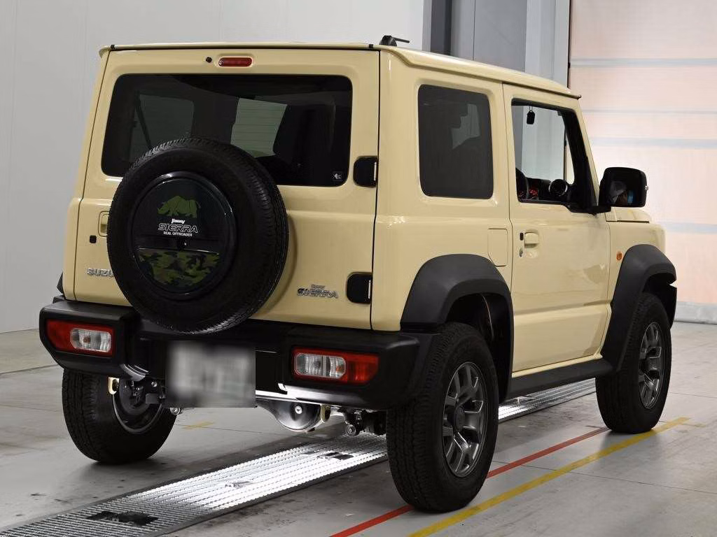 SUZUKI JIMNY SIERRA