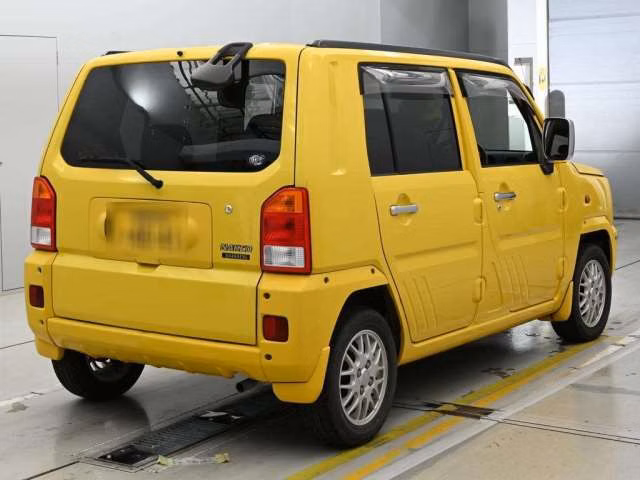 DAIHATSU NAKED
