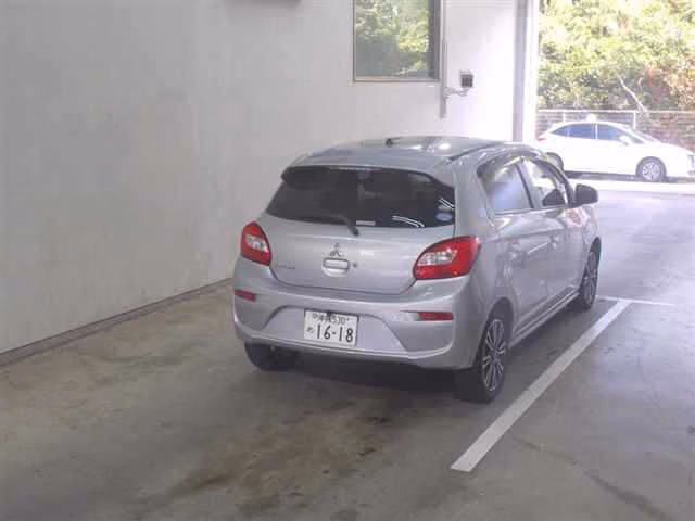 MITSUBISHI MIRAGE