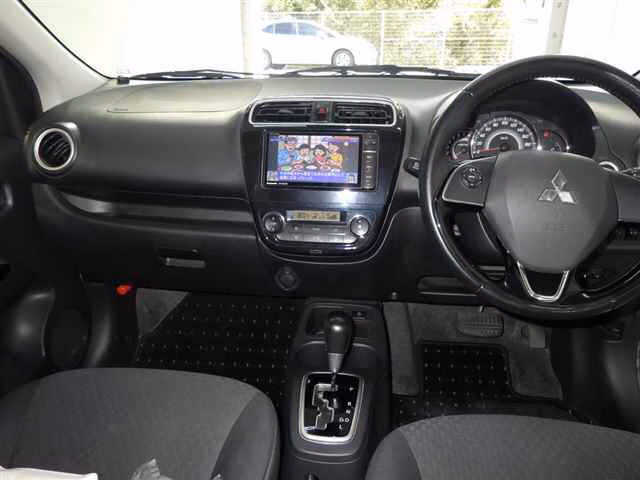 MITSUBISHI MIRAGE