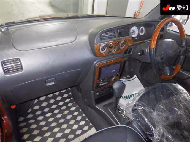 DAIHATSU MIRA GINO