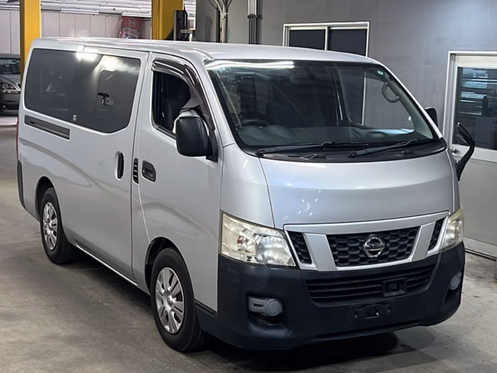 NISSAN NV350 CARAVAN