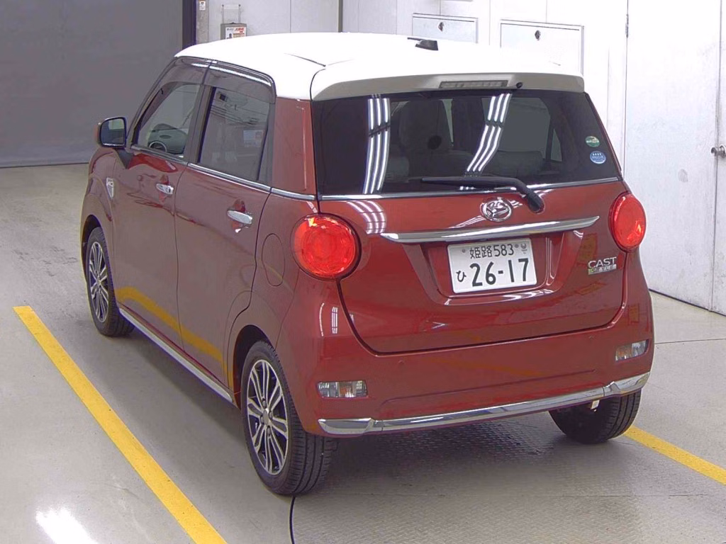 DAIHATSU CAST