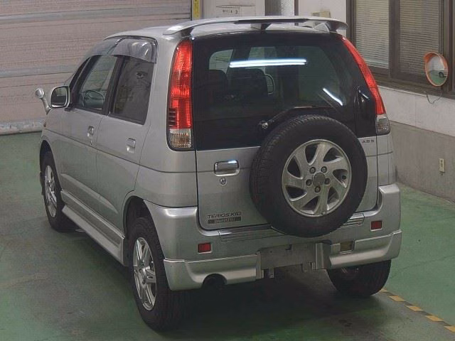 DAIHATSU TERIOS KID