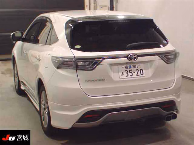 TOYOTA HARRIER