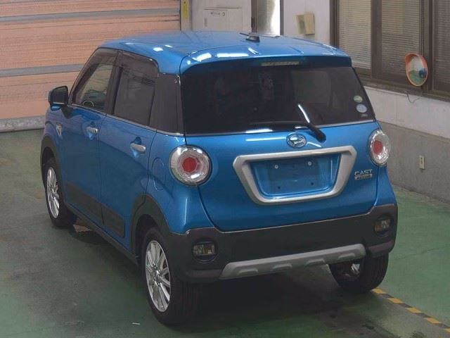 DAIHATSU CAST