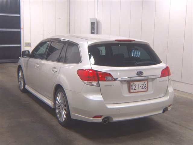 SUBARU LEGACY