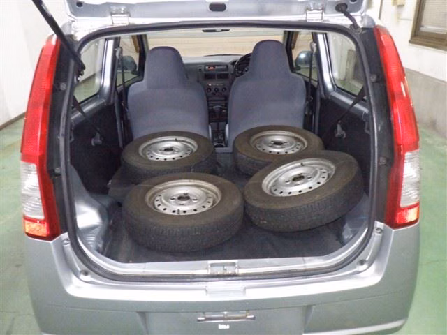 DAIHATSU MIRA