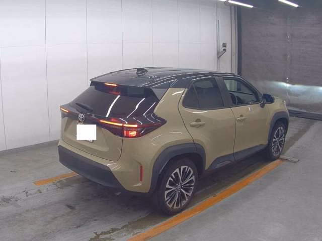 TOYOTA YARIS CROSS