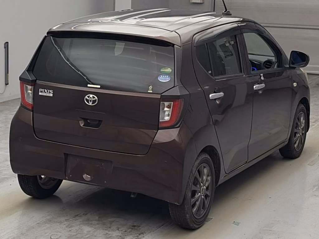TOYOTA PIXIS EPOCH