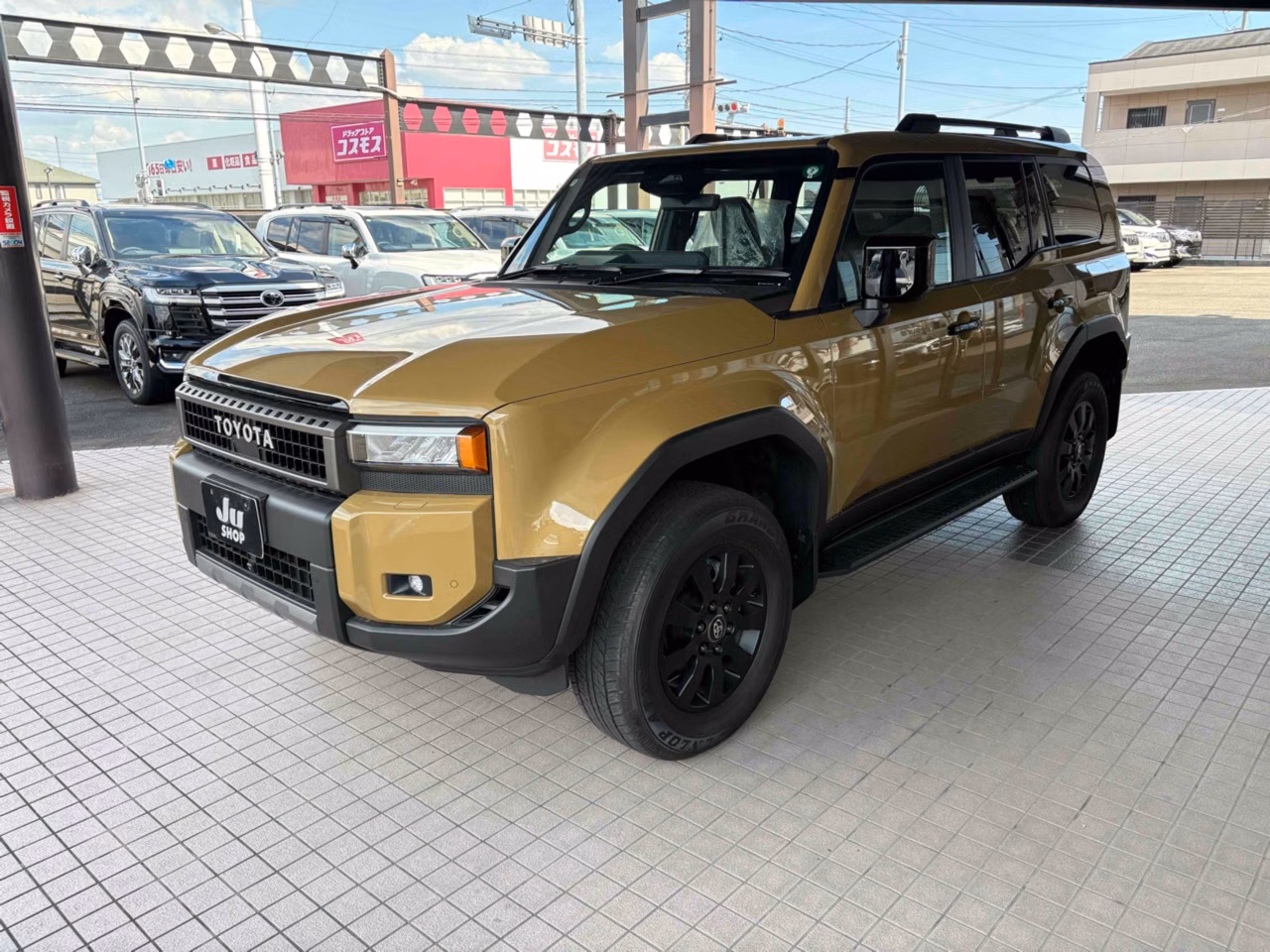 TOYOTA LAND CRUISER PRADO