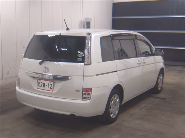 TOYOTA ISIS