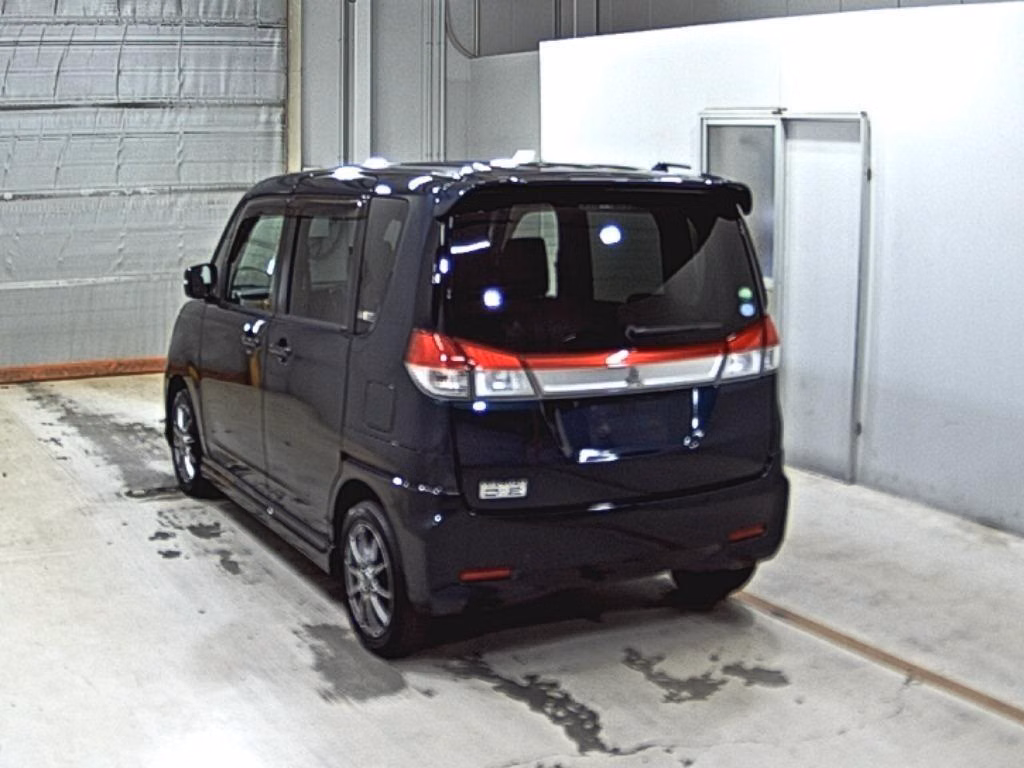MITSUBISHI DELICA D:2