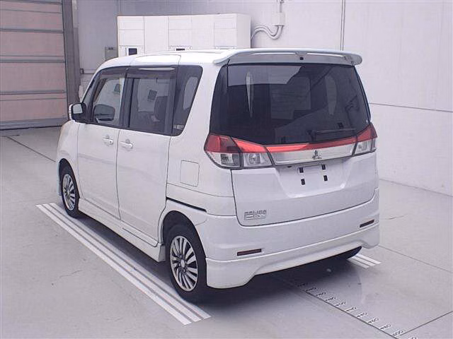 MITSUBISHI DELICA D:2