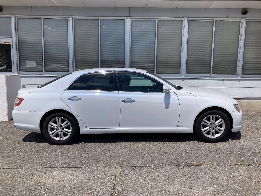 TOYOTA MARK X