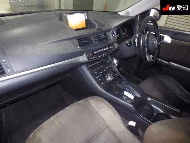 LEXUS CT200H